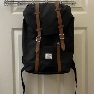 Herschel retreat backpack